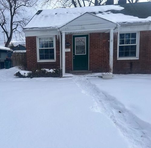 1977 Princeton Rd, Berkley, MI, 48072-3904 | Card Image