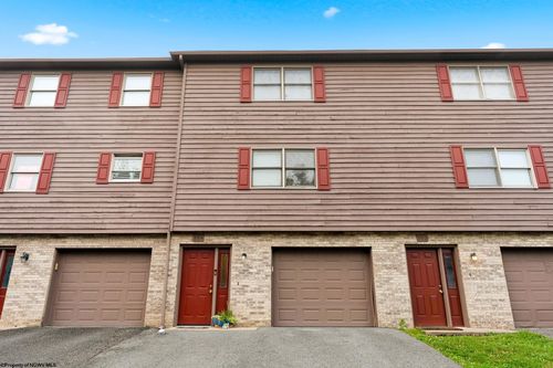 204 Stonegate Cir, Morgantown, WV, 26505 | Card Image