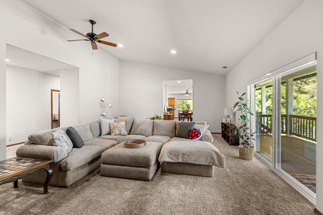 15_2295 w evans creek road - 14 | Image 12