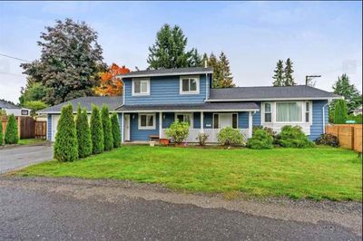 20306 116 Ave, House other with 3 bedrooms, 1 bathrooms and 6 parking in Maple Ridge BC | Image 1