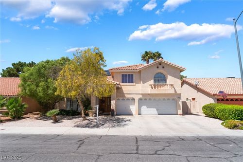 7504 Heather Knoll Cir, Las Vegas, NV, 89129-5974 | Card Image
