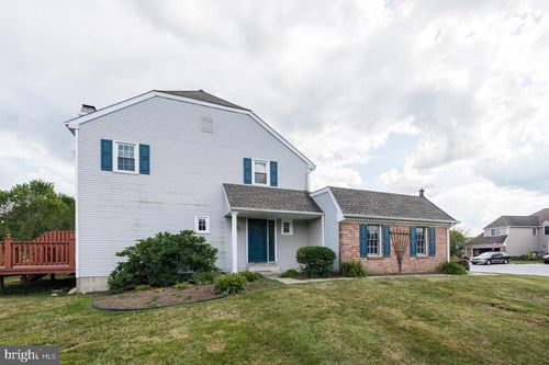 929 Samantha Cir, CHESTER SPRINGS, PA, 19425-2130 | Card Image