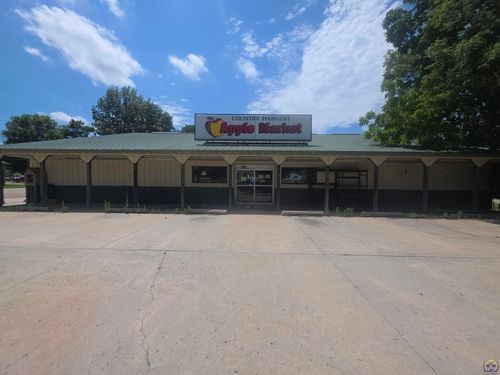 315 S Union St, Mc Louth, KS, 66054-4103 | Card Image