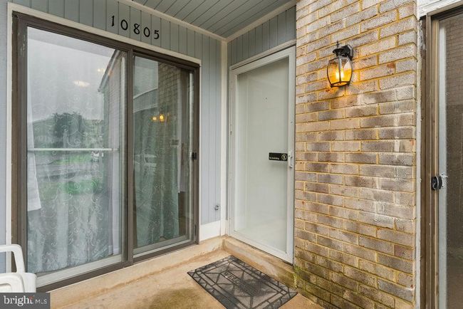 10805 Violet Ct, Townhouse with 3 bedrooms, 2 bathrooms and null parking in MANASSAS VA | Image 31