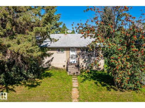 5024 50th Ave, Legal, AB, T0G1L0 | Card Image