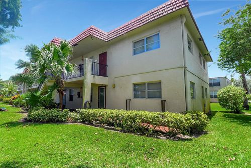 106-1 Abbey Lane, Delray Beach, FL, 33446 | Card Image