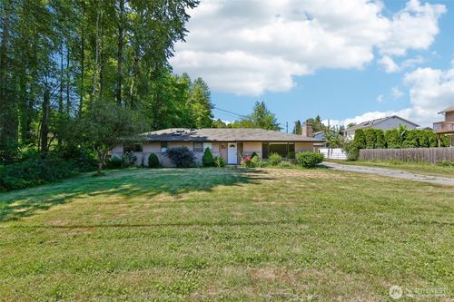 10204 21st Ave W, Everett, WA, 98204-3649 | Card Image