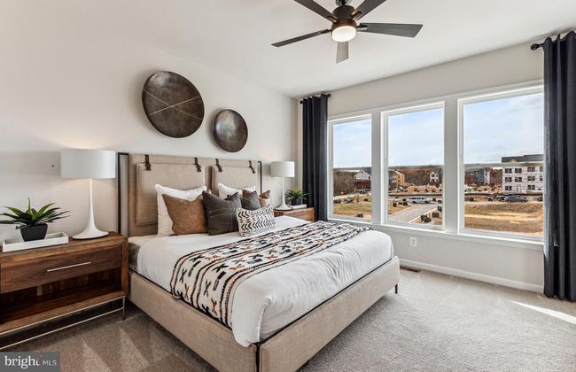 42609 Houdini Rest Ter, Townhouse with 4 bedrooms, 5 bathrooms and null parking in LEESBURG VA | Image 6