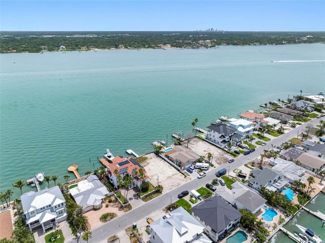 11285 9 Th St E, Home with 0 bedrooms, 0 bathrooms and null parking in TREASURE ISLAND FL | Image 12