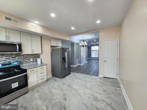 3127 E Monument St, BALTIMORE, MD, 21205-2831 | Card Image