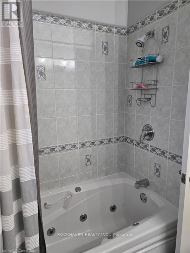 22 Nelson Street, House other with 3 bedrooms, 2 bathrooms and 5 parking in Hamilton (Waterdown) ON | Image 24