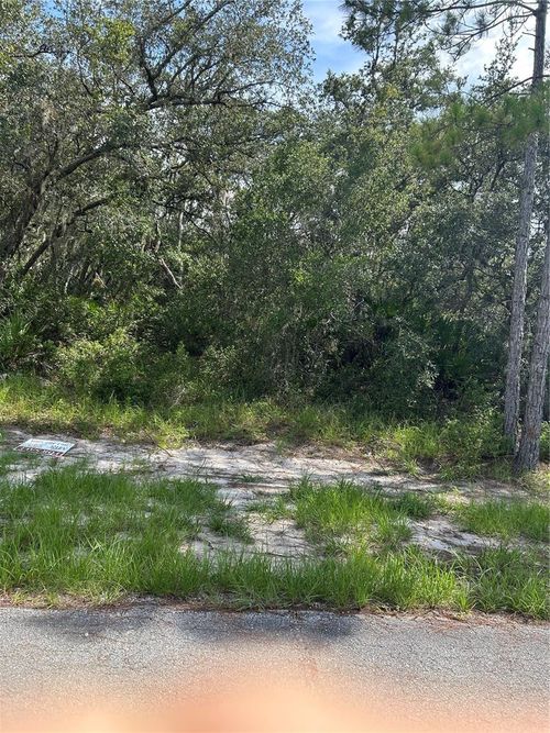 517 Granada Dr, Indian Lake Estates, FL, 33855 | Card Image