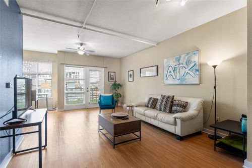 apt-706-711 W 26th St, Austin, TX, 78705-4481 | Card Image