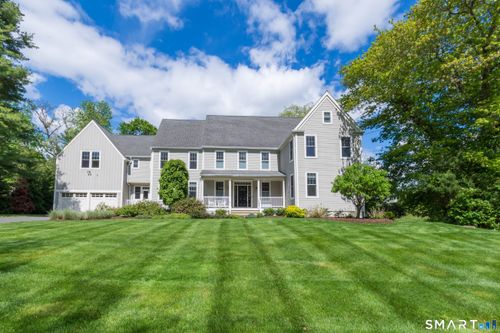 126 Homefair Dr, Fairfield, CT, 06825-2765 | Card Image