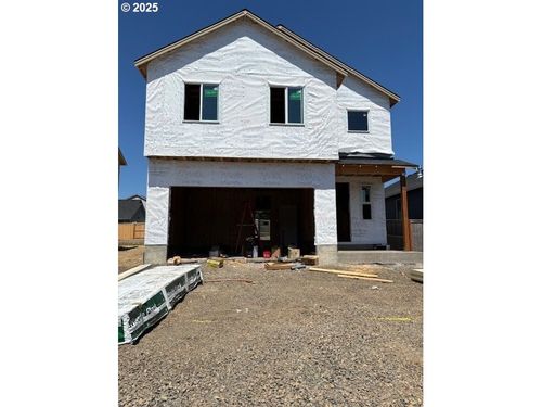 322 W 17th St, Lafayette, OR, 97127-2633 | Card Image