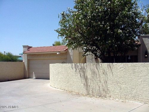 7008 N Via De Paesia, Scottsdale, AZ, 85258-3707 | Card Image