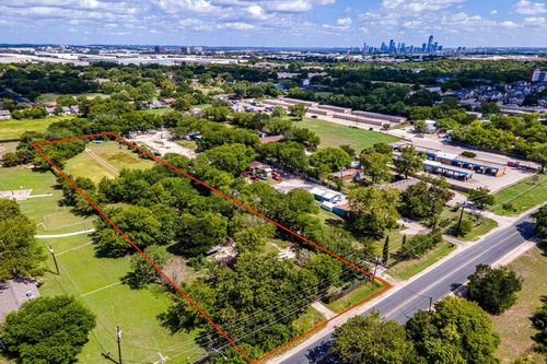 4904 Nuckols Crossing Rd, Austin, TX, 78744-3714 | Card Image