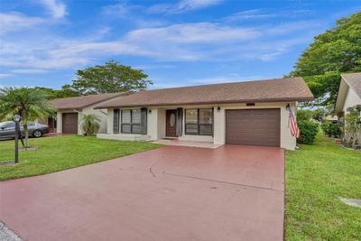 1519 Sw 21st Ter, House other with 2 bedrooms, 2 bathrooms and null parking in Deerfield Beach FL | Image 1