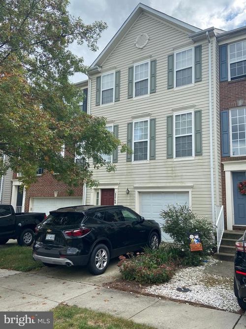 42769 Shaler St, CHANTILLY, VA, 20152-3914 | Card Image