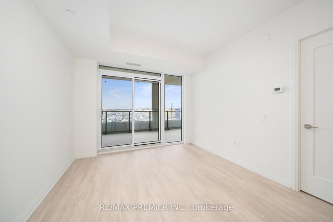 330 - 8960 Jane St, Condo with 2 bedrooms, 2 bathrooms and 1 parking in Concord ON | Image 13