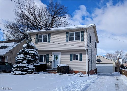 108 Arlington Circle, Wickliffe, OH, 44092 | Card Image