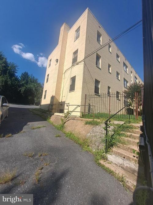 301-4810 C St Se, WASHINGTON, DC, 20019-6288 | Card Image