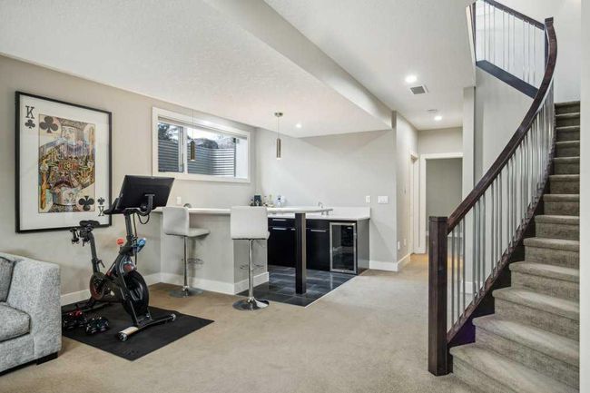 1721 44 Avenue Sw, Home with 4 bedrooms, 3 bathrooms and 2 parking in Calgary AB | Image 25