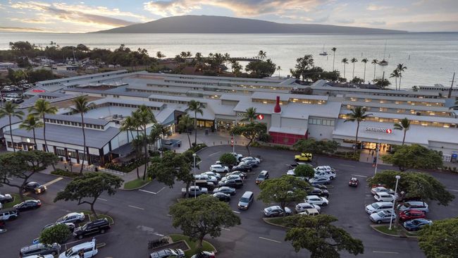 Lahaina Cannery Mall | Image 32
