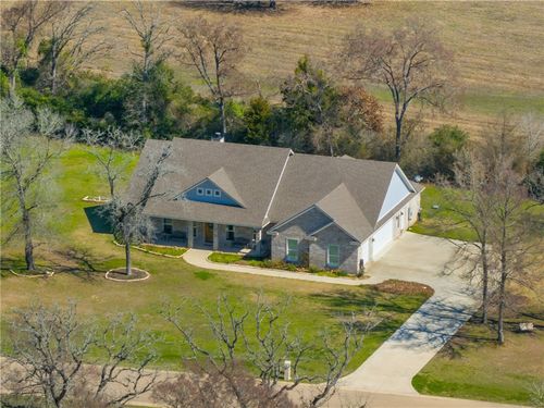 9066 King Oaks Dr, Iola, TX, 77861-4604 | Card Image