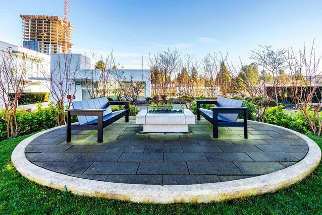 1207 - 13685 102 Ave, Condo with 1 bedrooms, 1 bathrooms and 1 parking in Surrey BC | Image 36