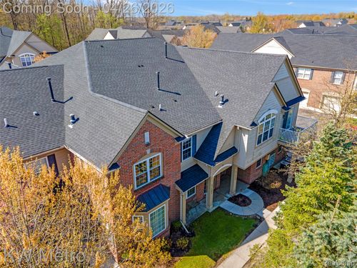 47592 Pembroke Dr, Canton, MI, 48188-7234 | Card Image