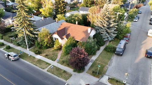1402 4 St Nw, Calgary, AB, T2M2Y9 | Card Image