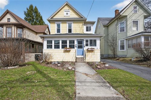812 Avery Ave, Syracuse, NY, 13204-1506 | Card Image