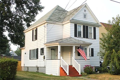 9 Ellsworth Ave, Batavia, NY, 14020-2318 | Card Image