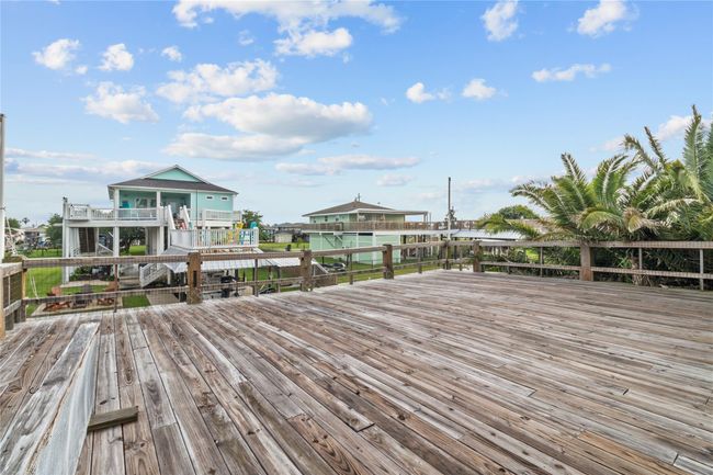 1114 Helen Dowdy, House other with 3 bedrooms, 2 bathrooms and 3 parking in Port Bolivar TX | Image 15