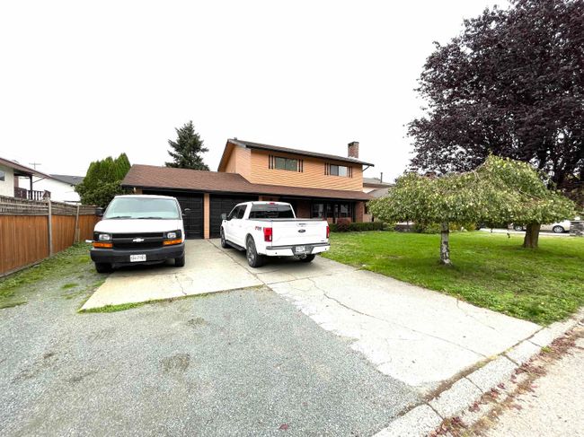 32711 Bellvue Crescent, House other with 4 bedrooms, 3 bathrooms and 4 parking in Abbotsford BC | Image 3