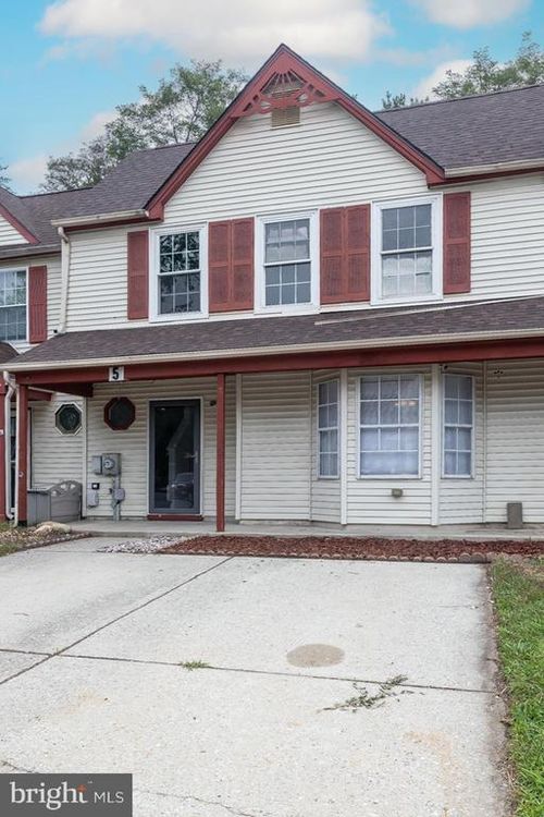 5 Summit Ct, CLEMENTON, NJ, 08021-5808 | Card Image