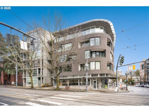301-1234 Sw 18th Ave, Portland, OR, 97205-1752 | Card Image