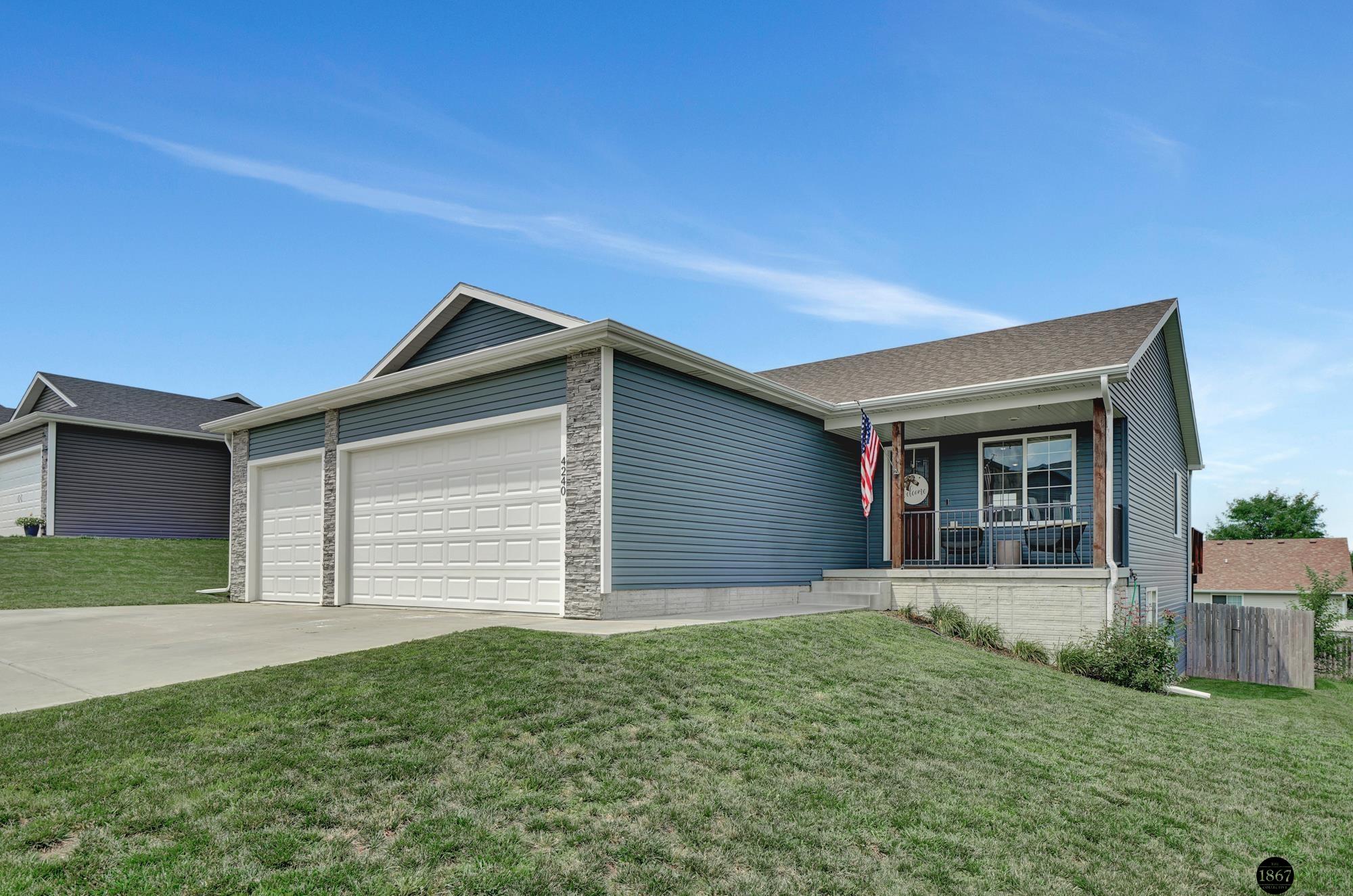 Ludwig Dr, Lincoln, NE 68528