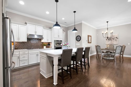 2505 Upper Hollow Rd, Thompsons Station, TN, 37179-5451 | Card Image