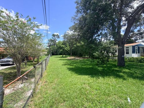 1329 Lake Dr, CASSELBERRY, FL, 32707-3611 | Card Image