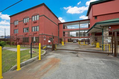 211-1025 Swanson St, Houston, TX, 77030-5011 | Card Image