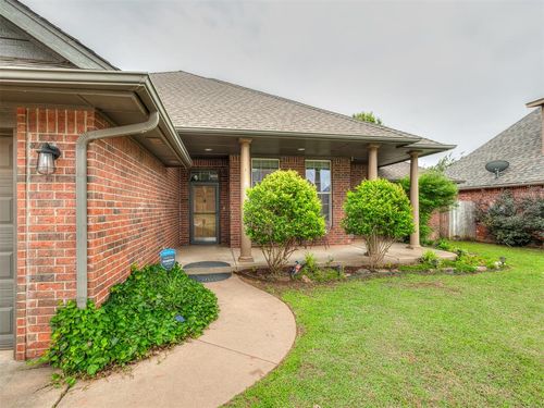 316 E Charlotte Ter, Mustang, OK, 73064-4928 | Card Image