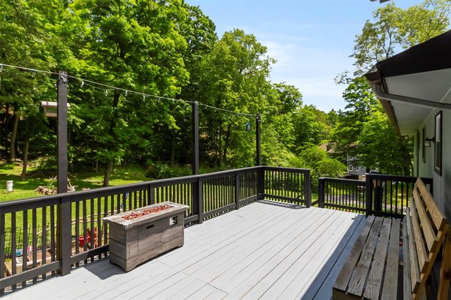 View of wooden terrace | Image 18