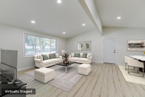 835 Niagara Ln N, Plymouth, MN, 55447-4367 | Card Image