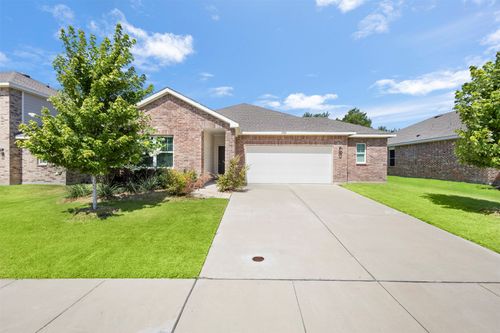 2325 Frio River Rd, Glenn Heights, TX, 75154-5666 | Card Image