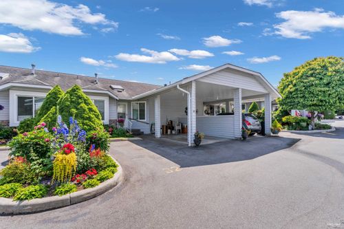 32-2989 Trafalgar St, Abbotsford, BC, V2S7X9 | Card Image
