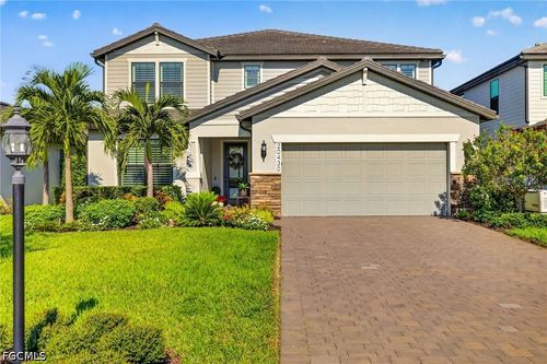 20430 Pebble Glen Dr, Estero, FL, 33928-9678 | Card Image