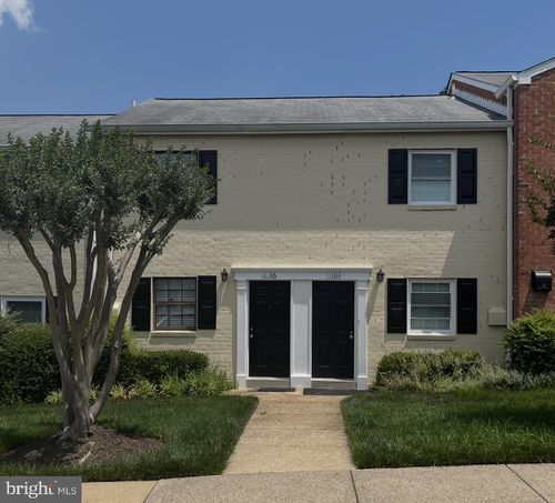 11104 Rock Garden Dr, FAIRFAX, VA, 22030-4935 | Card Image