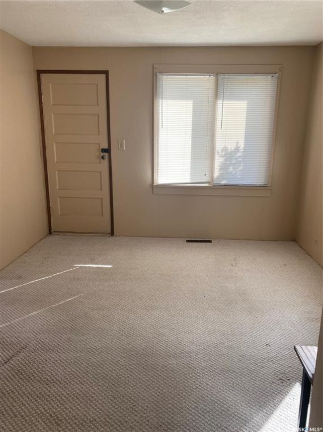 301 Shurygalo Rd, House other with 2 bedrooms, 1 bathrooms and 6 parking in Bienfait SK | Image 13